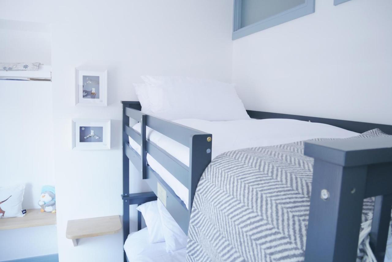 Sunset View, 2 Bedrooms In The Heart Of Holt With Parking Exteriör bild